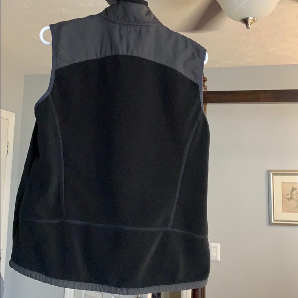 Vest - Picture 2 of 3